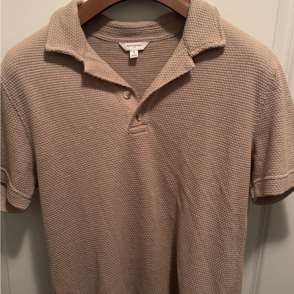 Banana Republic Men's Beige Polo Shirt